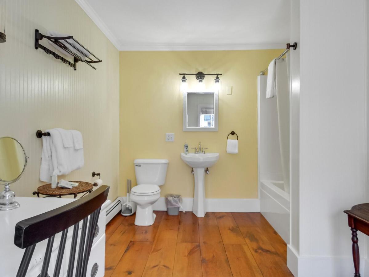 The Thistle Inn Boothbay Harbor Εξωτερικό φωτογραφία